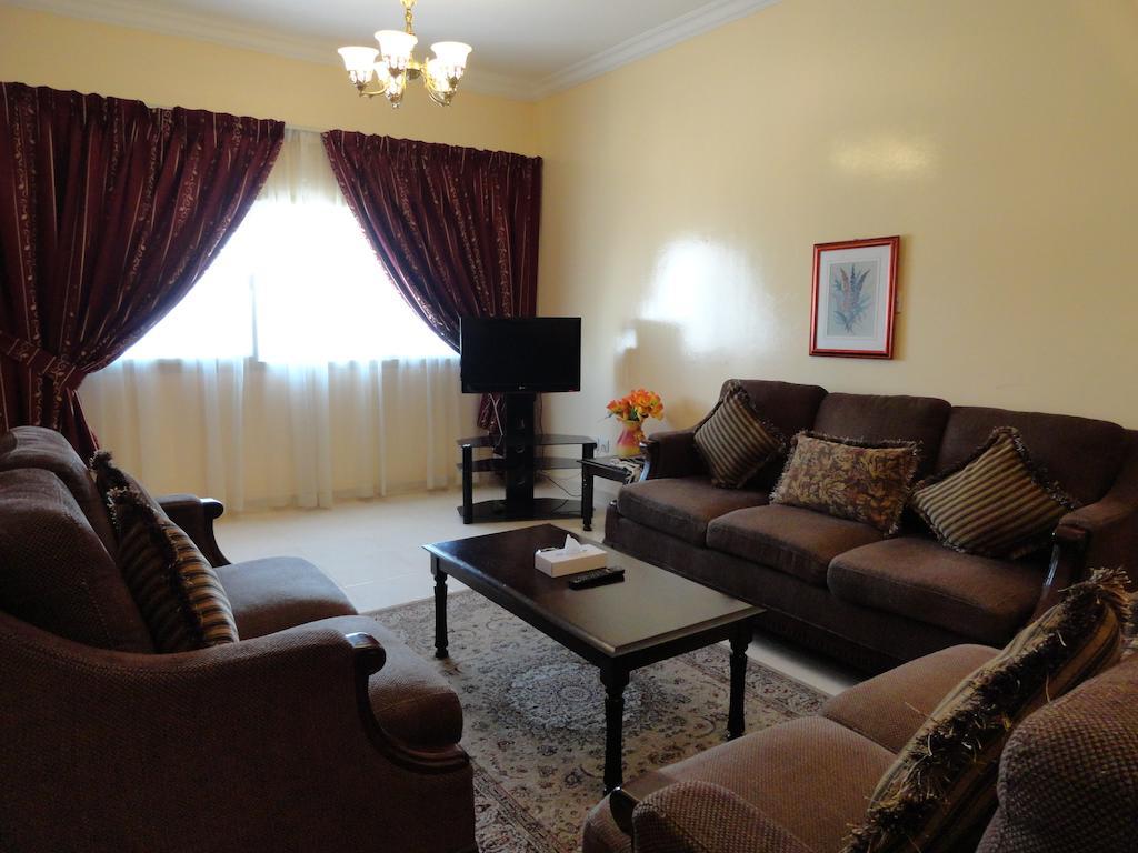 Lavender Hotel Apartments Dubai Room photo