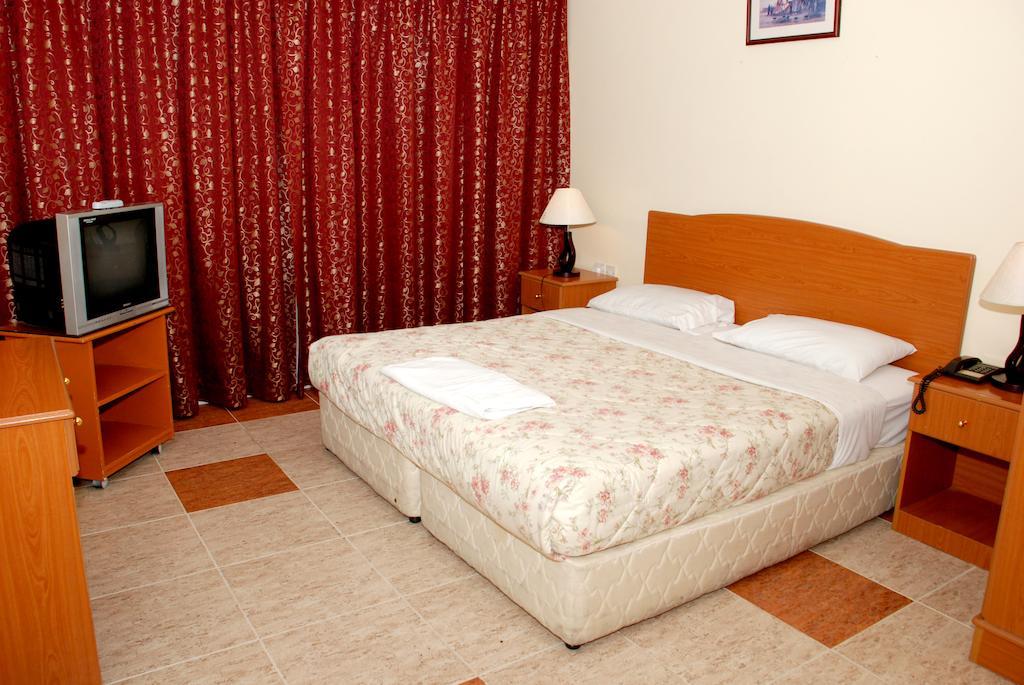 Lavender Hotel Apartments Dubai Room photo